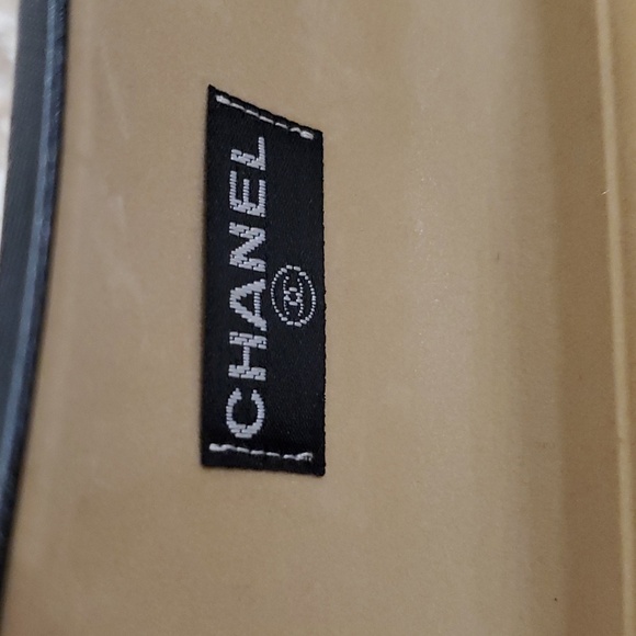 ? Authentic Chanel Sunglassess Hard Case main image 14